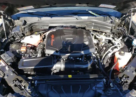 2018 Alfa Romeo Stelvio Sport z USA, uszkodzony, nr VIN ZASFAKPN4J7B87148